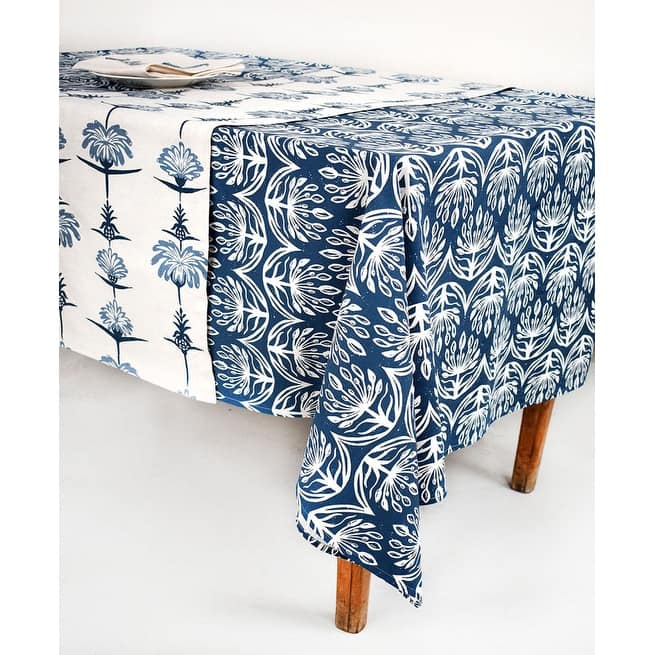 French Home Botanical 59" x 118" Tablecloth - Indigo