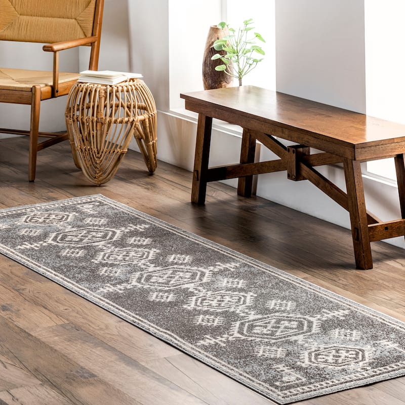 Nuloom Kyleigh SpinClean Machine Washable Southwestern Area Rug