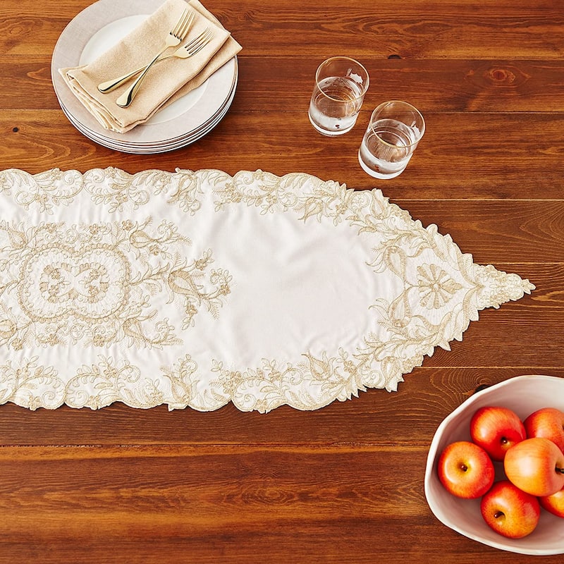 Violet Linen Glory Embroidered Lace Pattern Polyester Table Runner