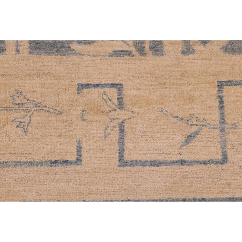 Hexagonal Trellis Floral Hand-Knotted Wool Area Rug