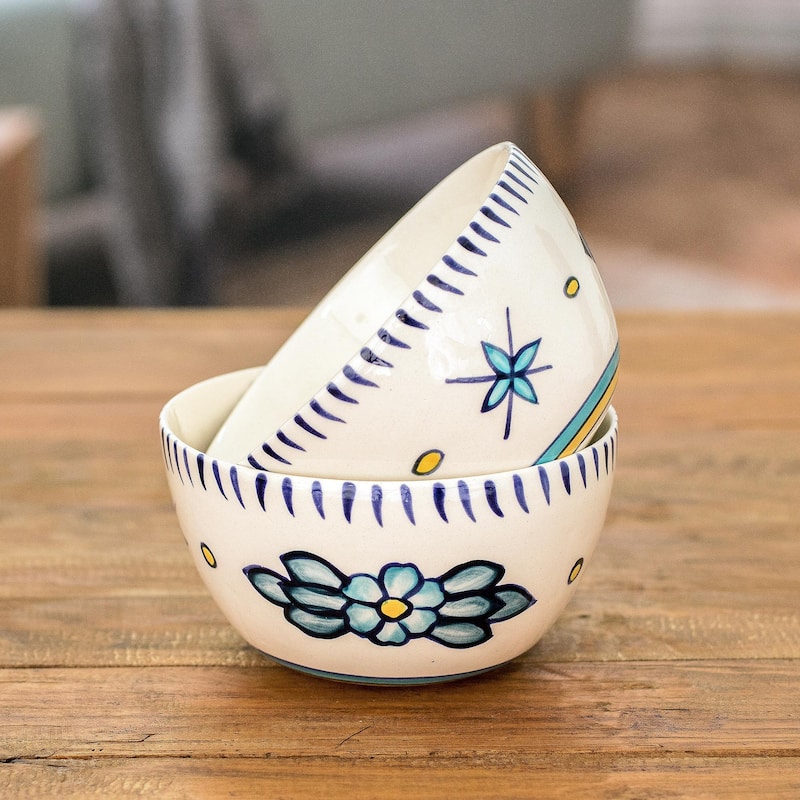 Novica Handmade Bermuda Star Ceramic Bowls (Pair)