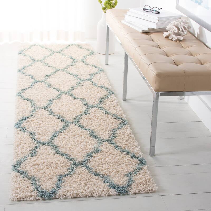SAFAVIEH Dallas Shag Hacer Trellis 1.5-inch Thick Rug - 2'3" x  10' - Ivory/Seafoam - Runner/Rectangle