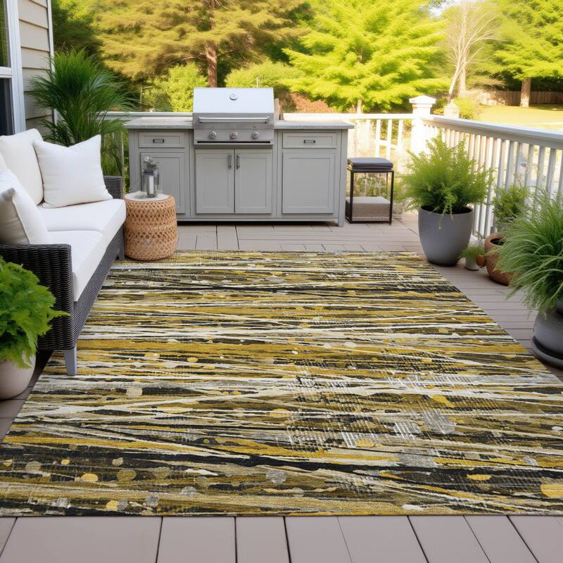 Machine Washable Indoor/Outdoor Abstract Stripes Chantille Rug - Brown - 5' x 7'6"