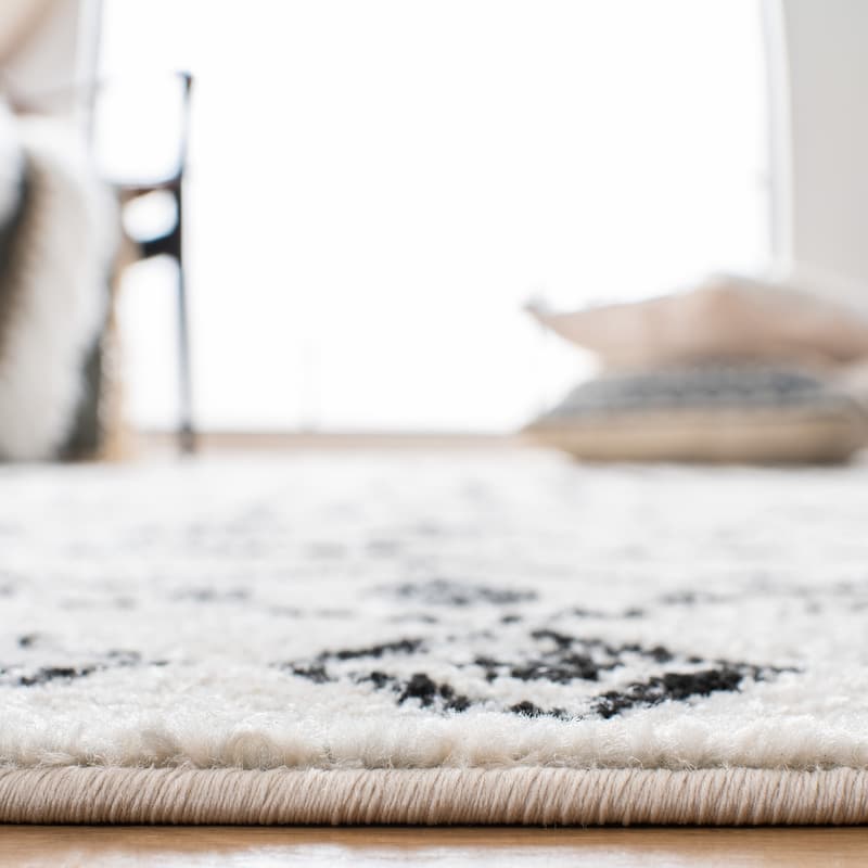 SAFAVIEH Tulum Cordie Boho Moroccan Distressed Rug