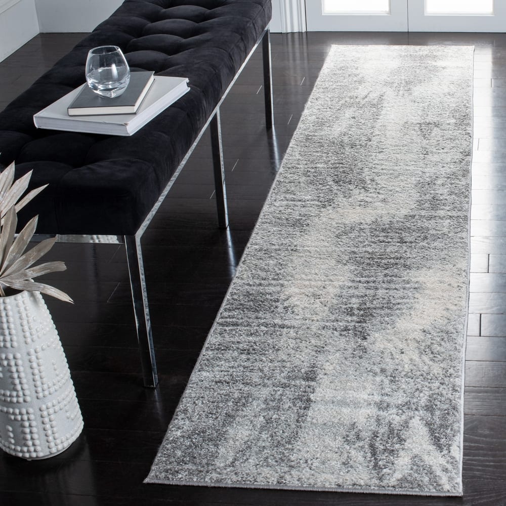 SAFAVIEH Tulum Hortense Modern Abstract Burst Rug