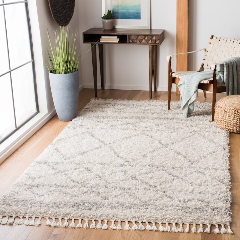 SAFAVIEH Pro Lux Shag Dottie Moroccan Tassel 2.4-inch Thick - 5' x 8' - Ivory/Light Grey - Runner/Rectangle