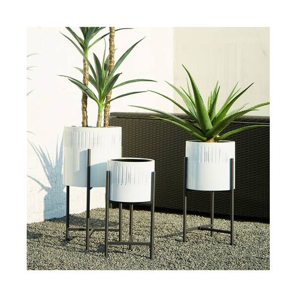 slide 2 of 25, Glitzhome Modern Metal 3-piece Plant Stand Set