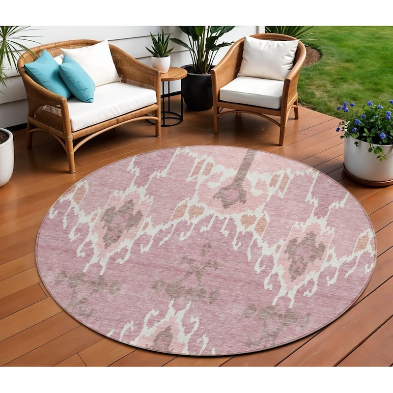 HomeRoots Ikat Transitional Rectangle Outdoor Rug - 8' Round