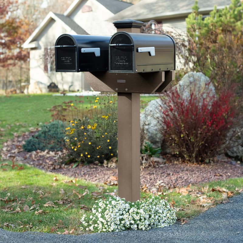 HIGHWOOD Hazelton Double-Sided Mailbox Post - Brown/Tan
