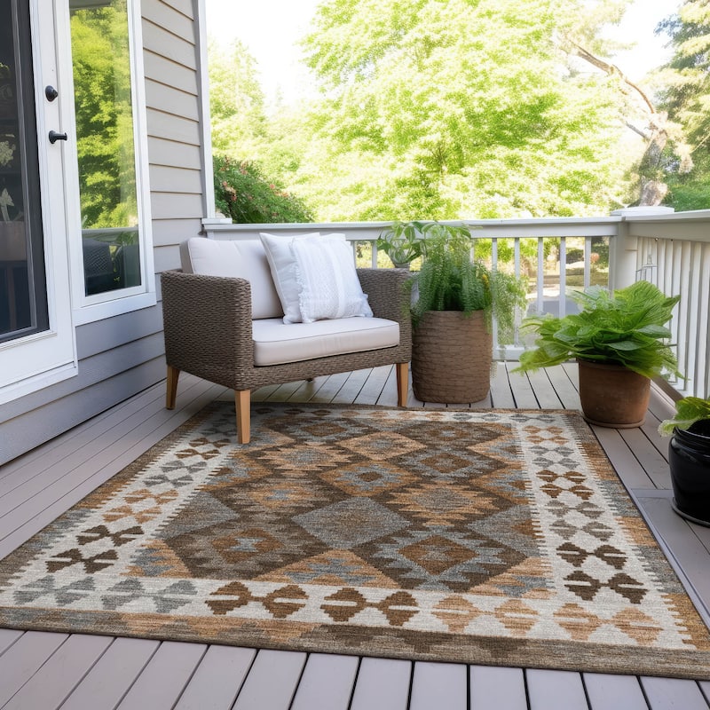 Machine Washable Indoor/ Outdoor Boho Global Chantille Rug