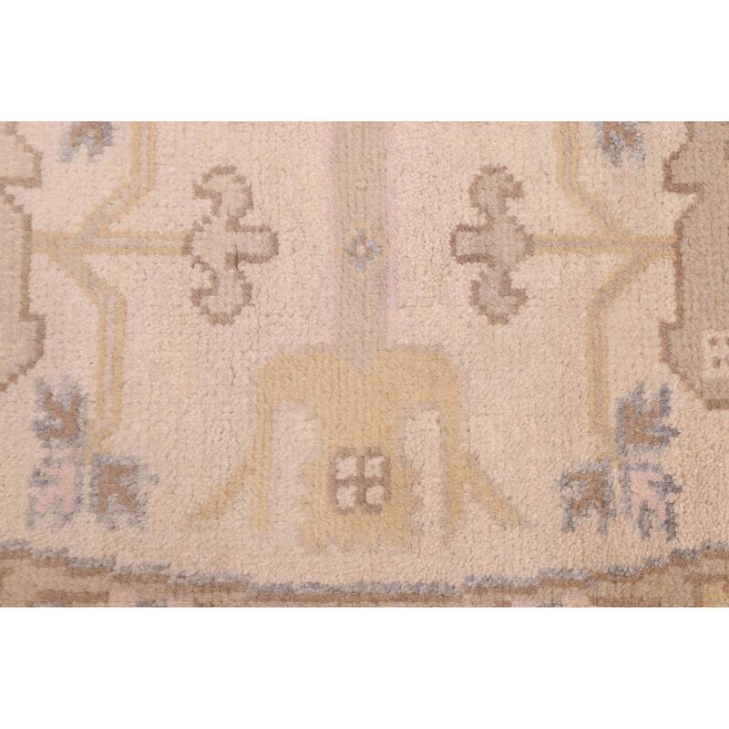 ECARPETGALLERY Hand-knotted Royal Oushak Ivory Wool Rug - 8'1 x 7'10