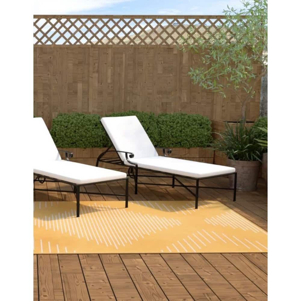 Outdoor Ucul Collection Area Rug