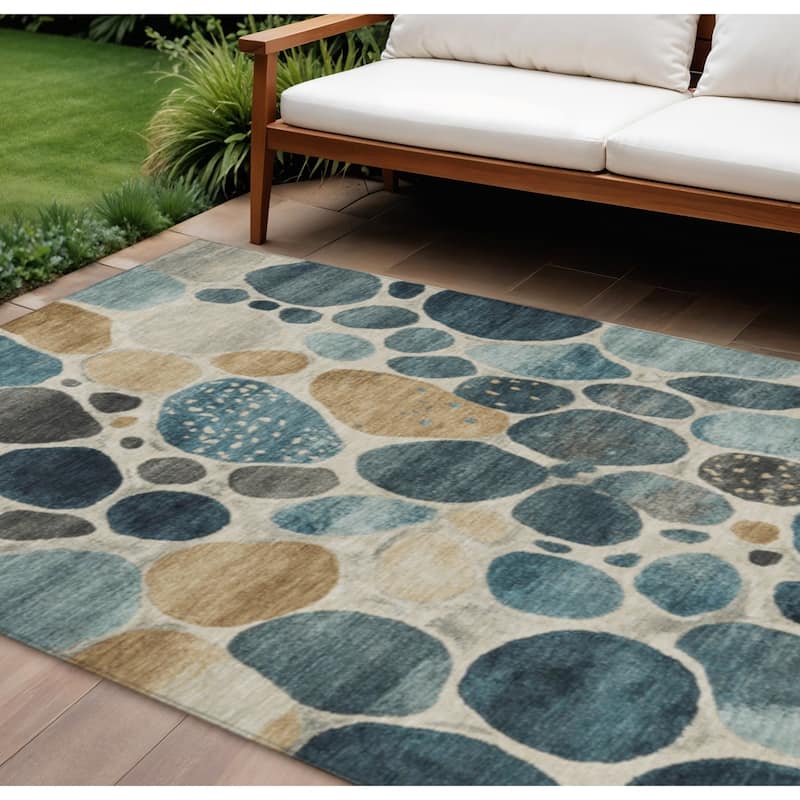 HomeRoots Geometric Transitional Rectangle Outdoor Rug - 9' X 12'