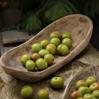 RusticReach Retro Wooden Boat-Shaped Fruit Platter