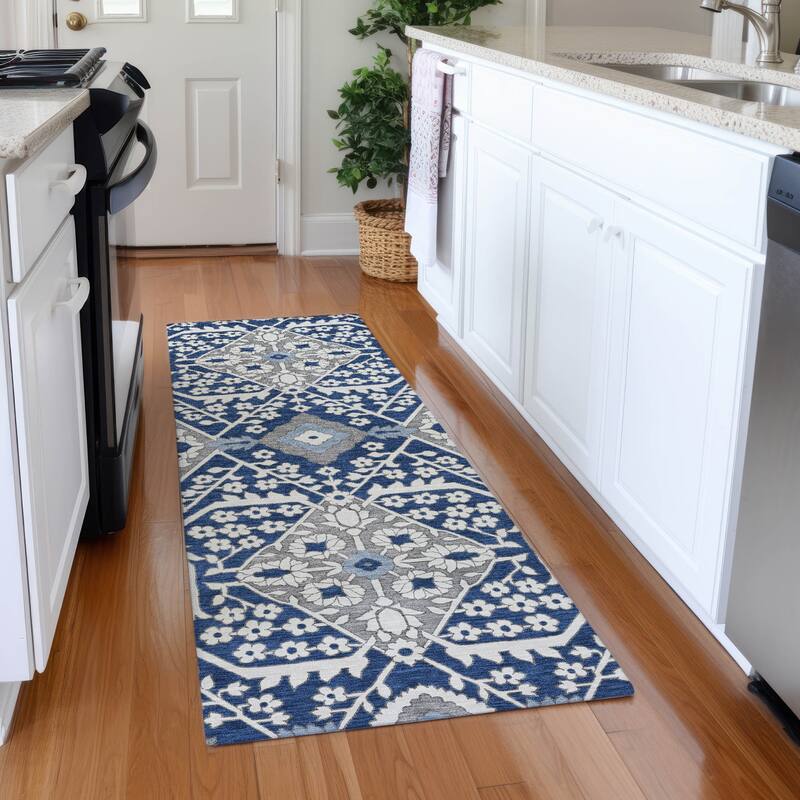 Premium Washable Super Soft Traditional Agra Mayfield Rug - Navy - 2'3" x 7'6"