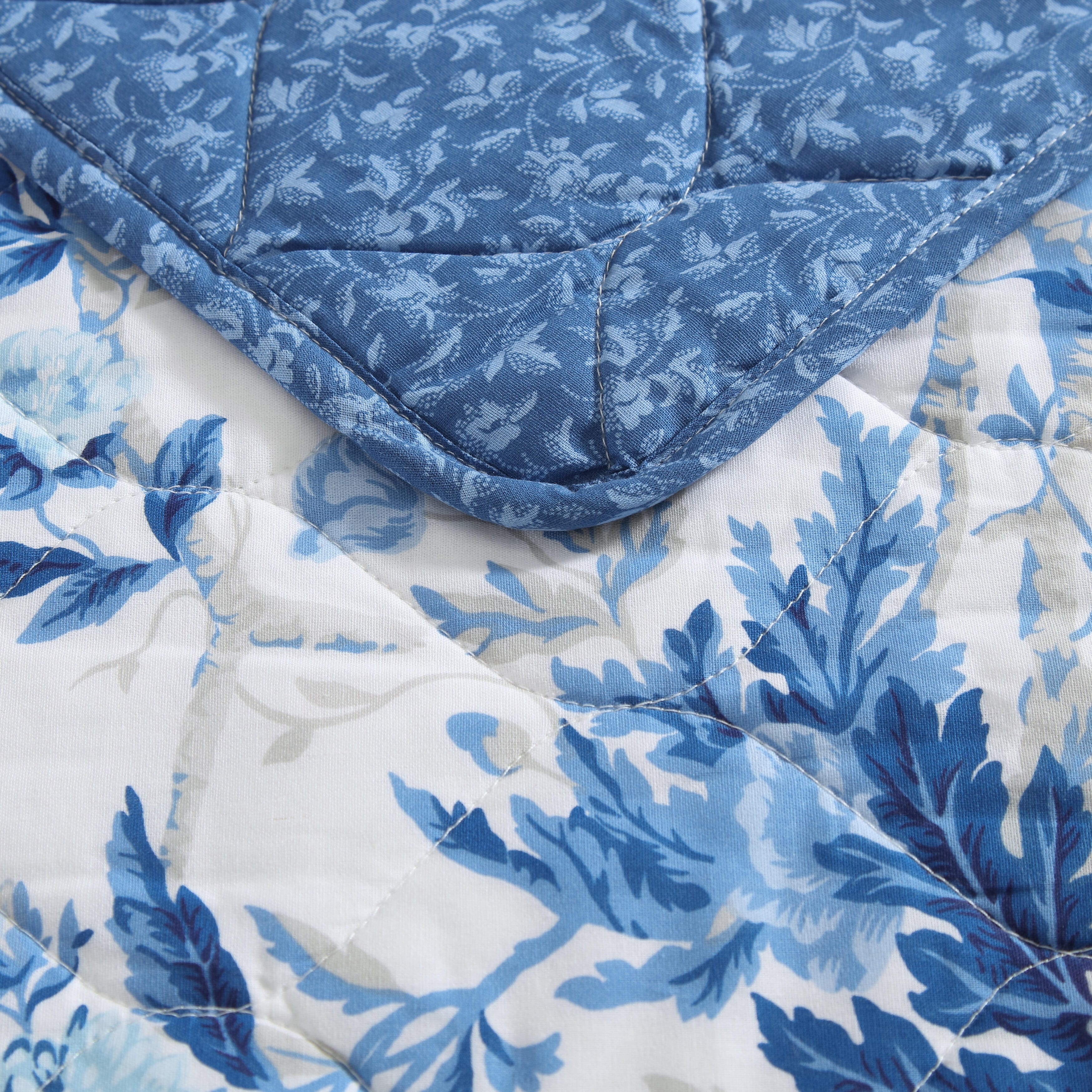 Laura Ashley Breezy Floral Cotton Reversible Quilt Set - Overstock