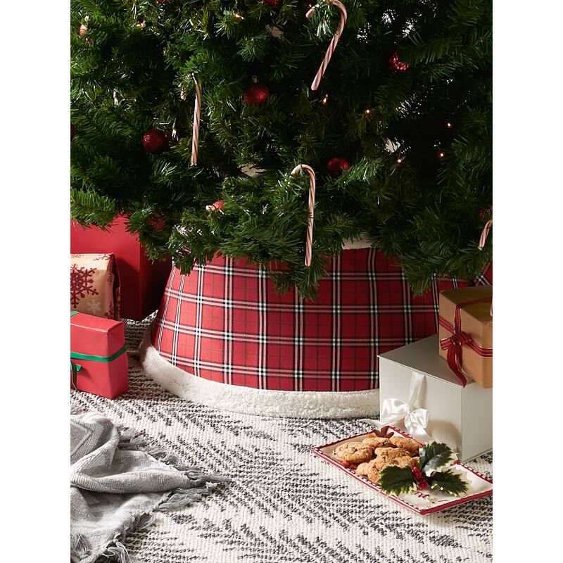Holiday Tree Collar