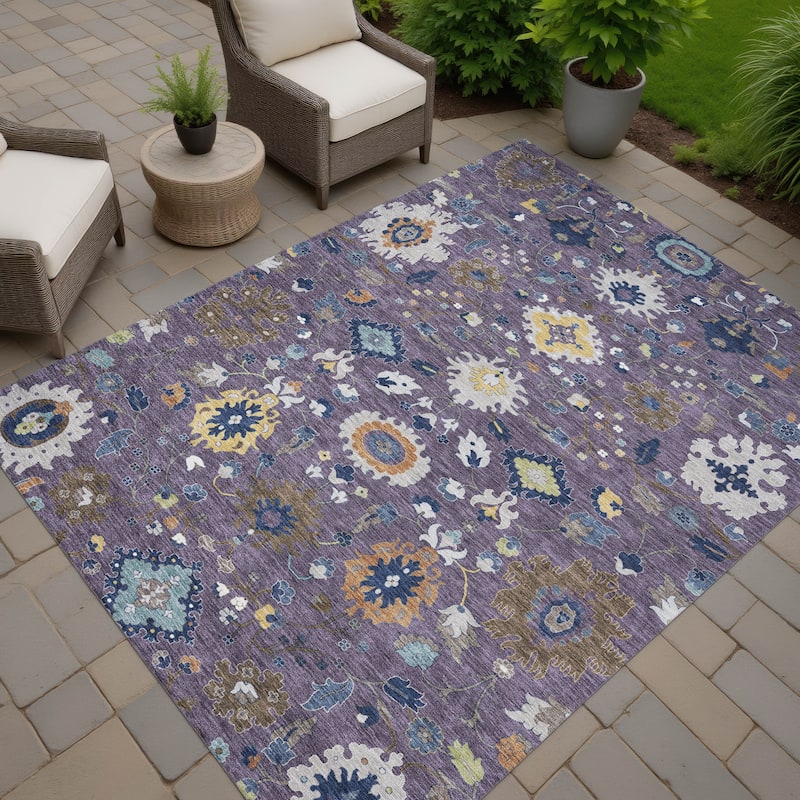 Machine Washable Indoor/ Outdoor Traditional Marci Chantille Rug