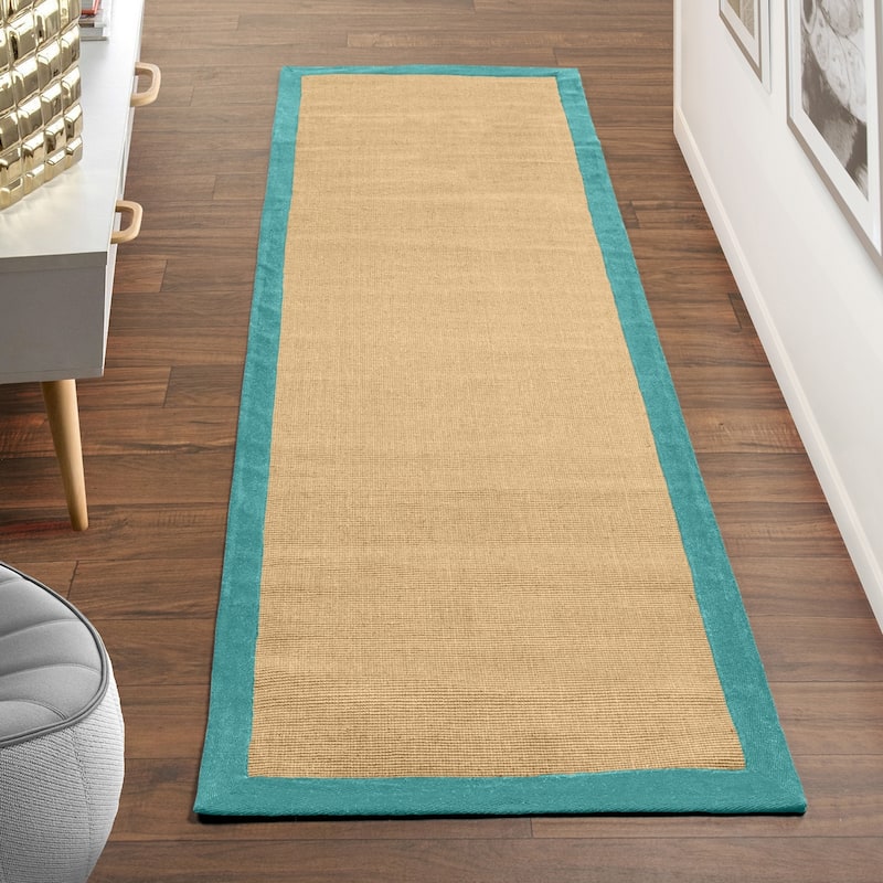 Superior Nathaly Hand-Woven Jute Indoor Area Rug