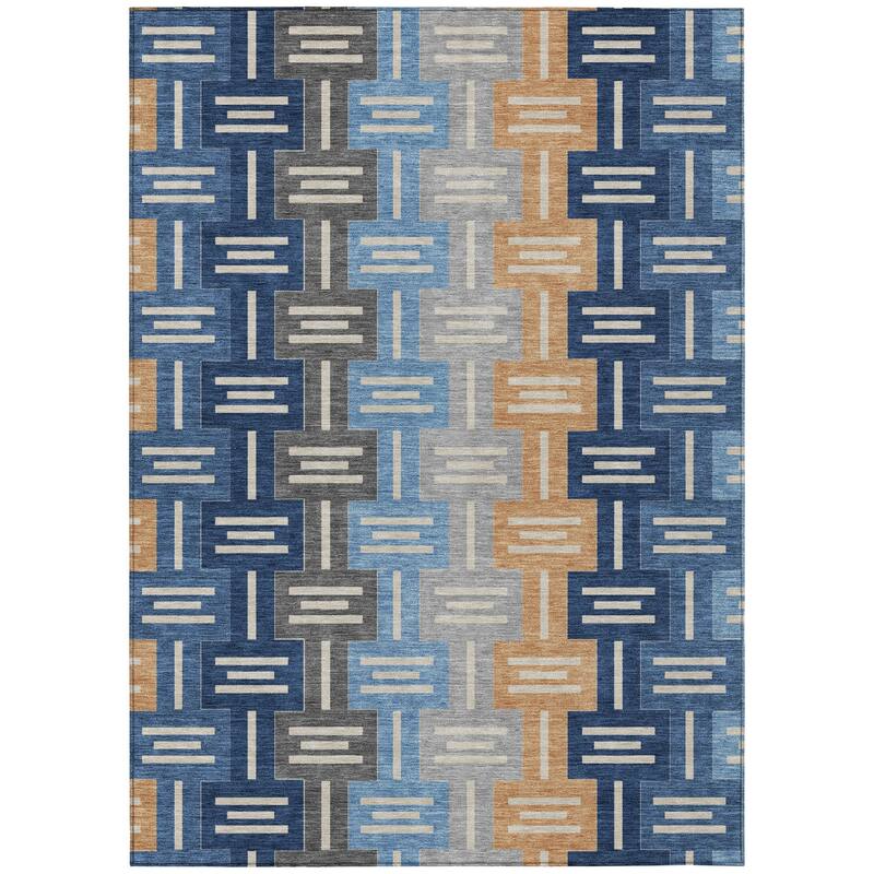 Machine Washable Indoor/ Outdoor Modern Wamego Chantille Rug