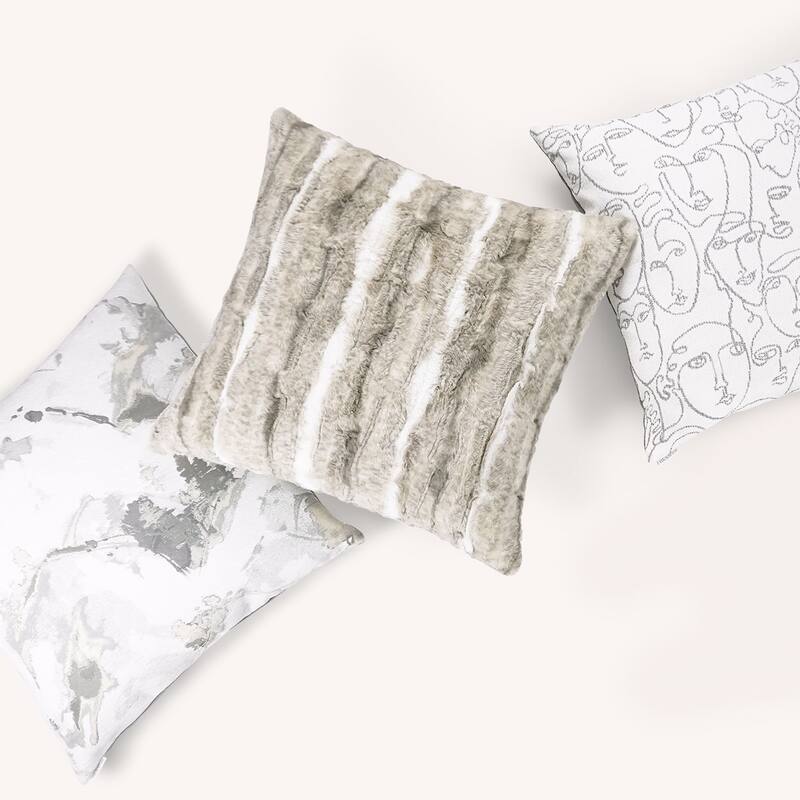 Roar Decorative Throw Pillow