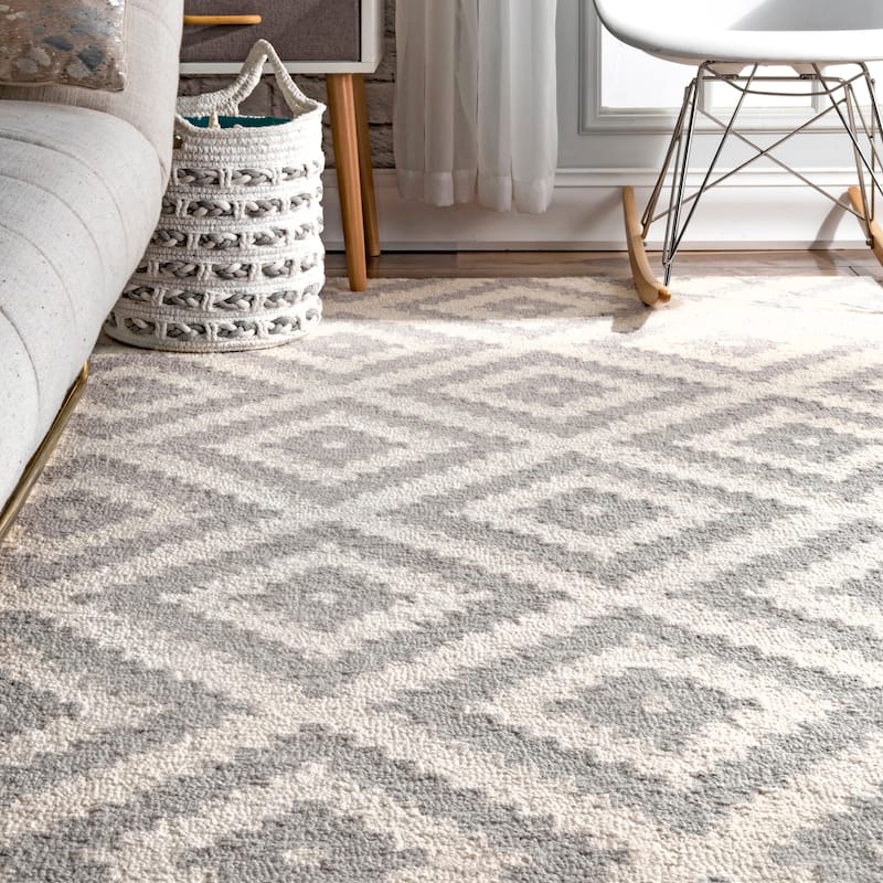 Nuloom Kellee Hand Tufted Geometric Wool Area Rug