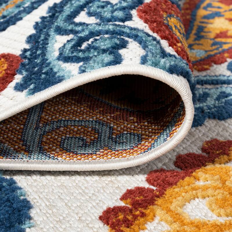 JONATHAN Y Gordes Paisley High-Low Indoor/Outdoor Area Rug