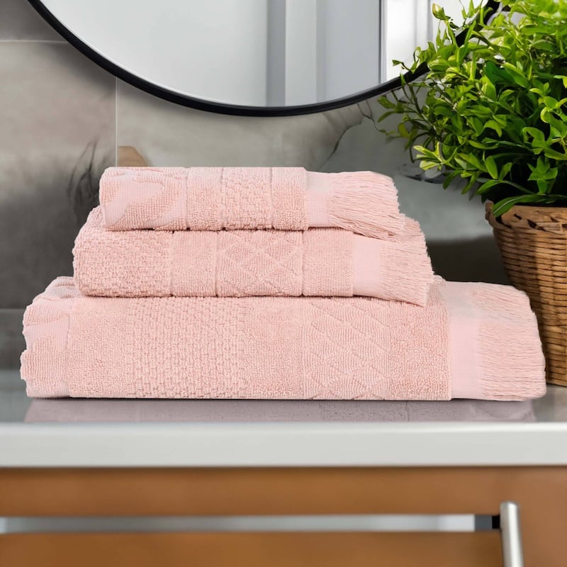Superior Rolla Cotton Geometric Jacquard Plush Soft 3 Piece Towel Set