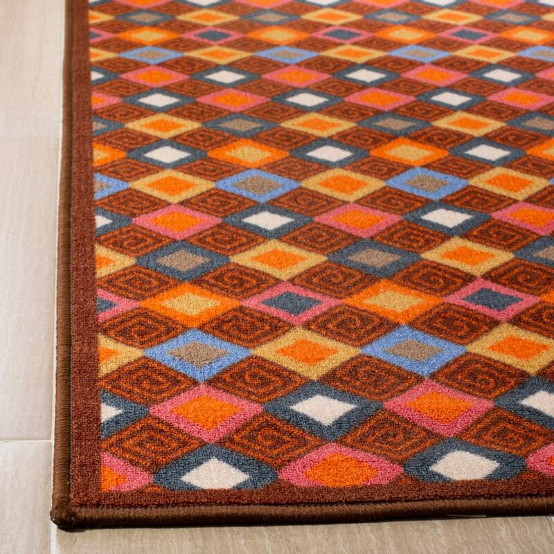 SAFAVIEH Metropolis Sonnhild Diamonds Rug