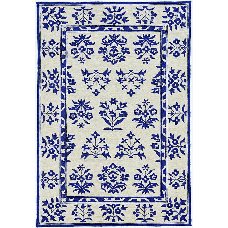 Salo Graceful Floral Weather Resistant Classic Elegance Hand-Woven Outdoor Rug - 3' x 5'
