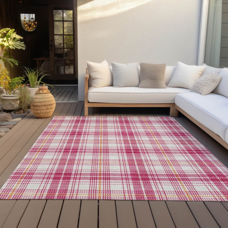 Machine Washable Indoor/ Outdoor Plaid Chantille Rug