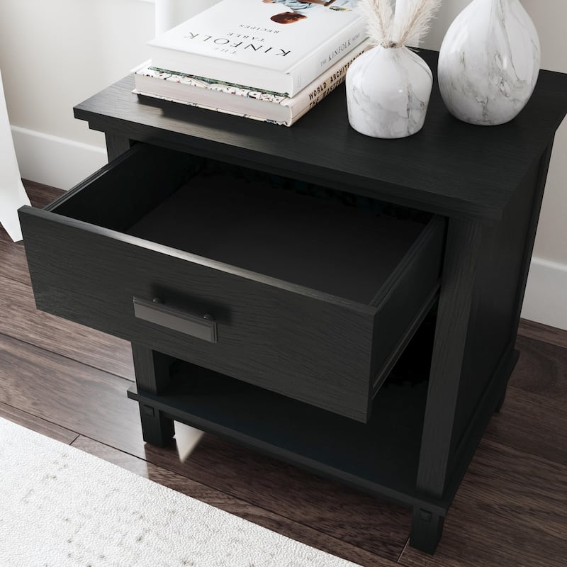 Oak Park Black Wood 3-Piece Set with King Bed and Two Nightstands by Homestyles