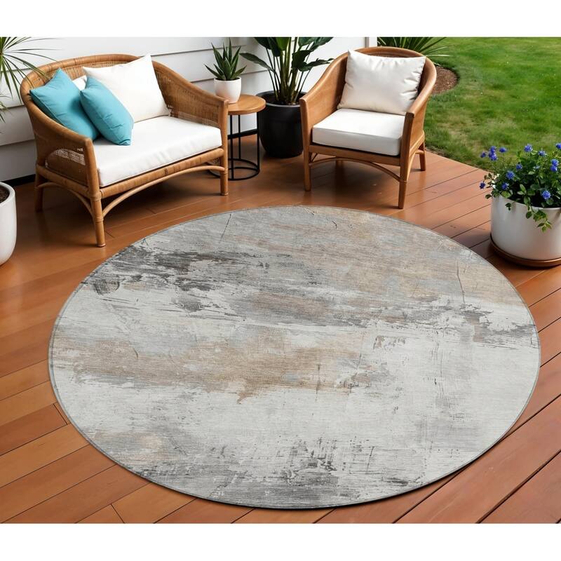 HomeRoots Abstract Transitional Rectangle Outdoor Rug - 8' Round