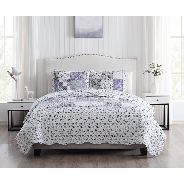 Copper Grove Wickaboxet 3-piece Luxury Ruffle Quilt Set. Opens flyout.