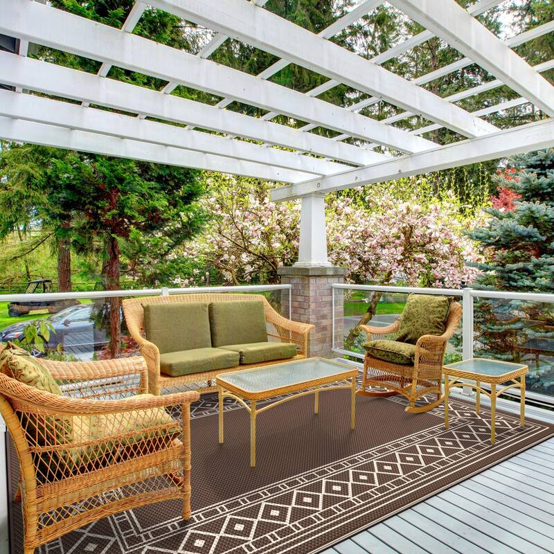 Mcow Geometric Frame Collection Waterproof Outdoor Area Rug