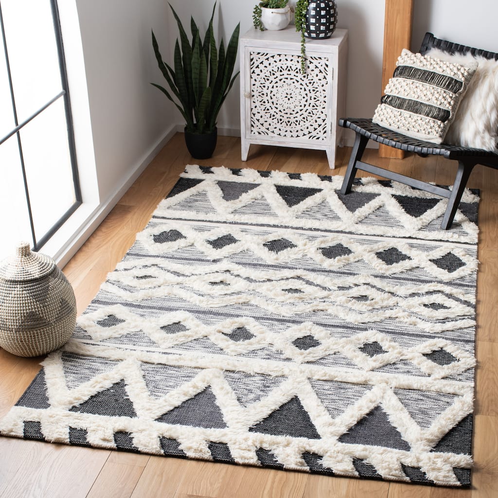 SAFAVIEH Handmade Natura Evrydiki Moroccan Wool Rug