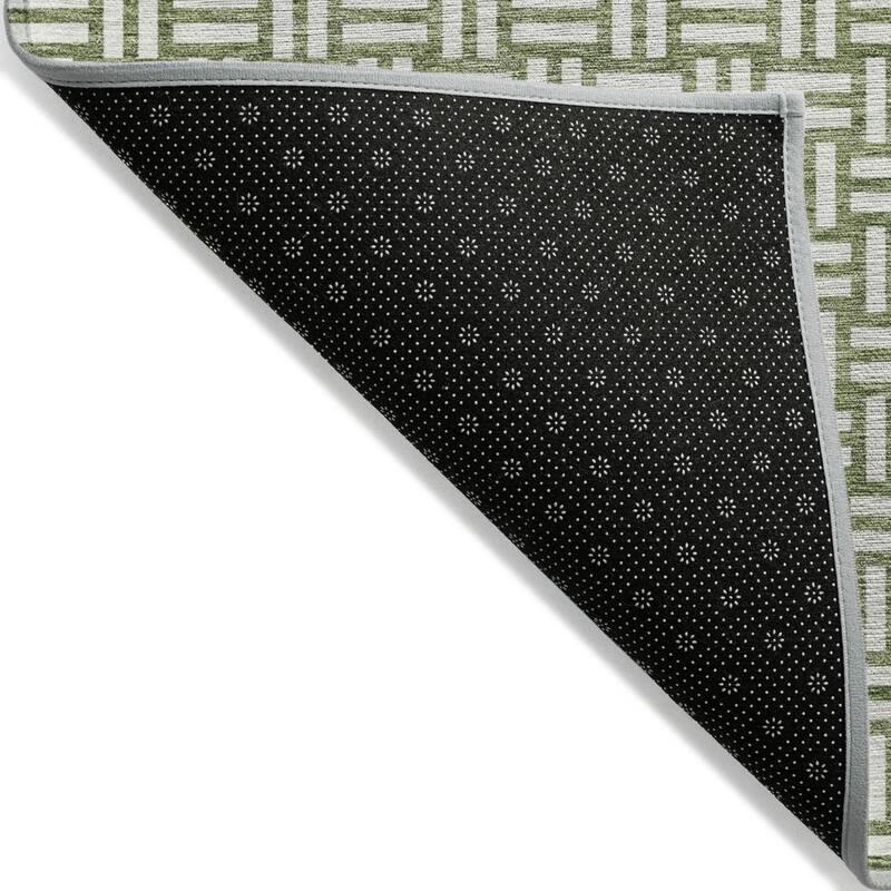 HomeRoots Geometric Transitional Rectangle Outdoor Rug