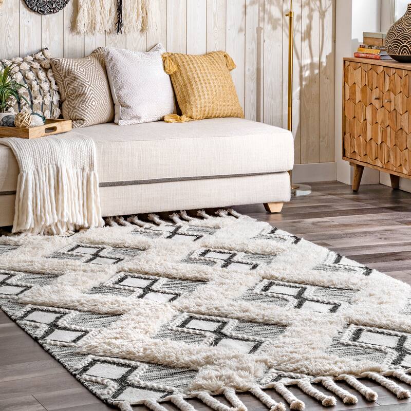 Nuloom Yara Shaggy Helix Diamonds Area Rug - 5' x 8' - Grey
