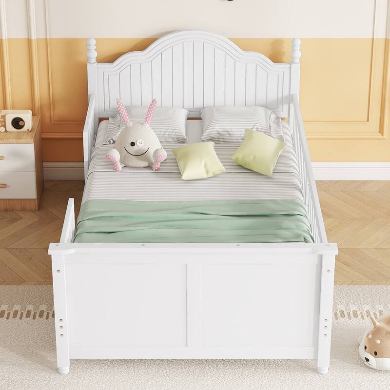 Roomfitters Twin/Full Platform Bed, Slatted Headboard and Removable Guardrails with Wooden Frame for Bedrooms or Guest Rooms