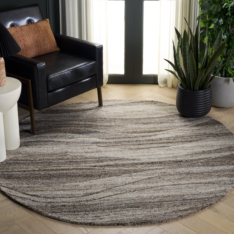 SAFAVIEH Handmade Oakwood Gislena Wool Rug - 6' Round - Natural/Grey