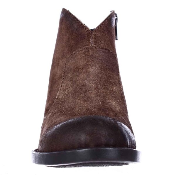 born short boots