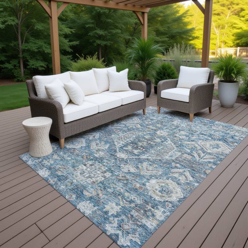 Machine Washable Indoor/ Outdoor Boho Traditional Chantille Rug