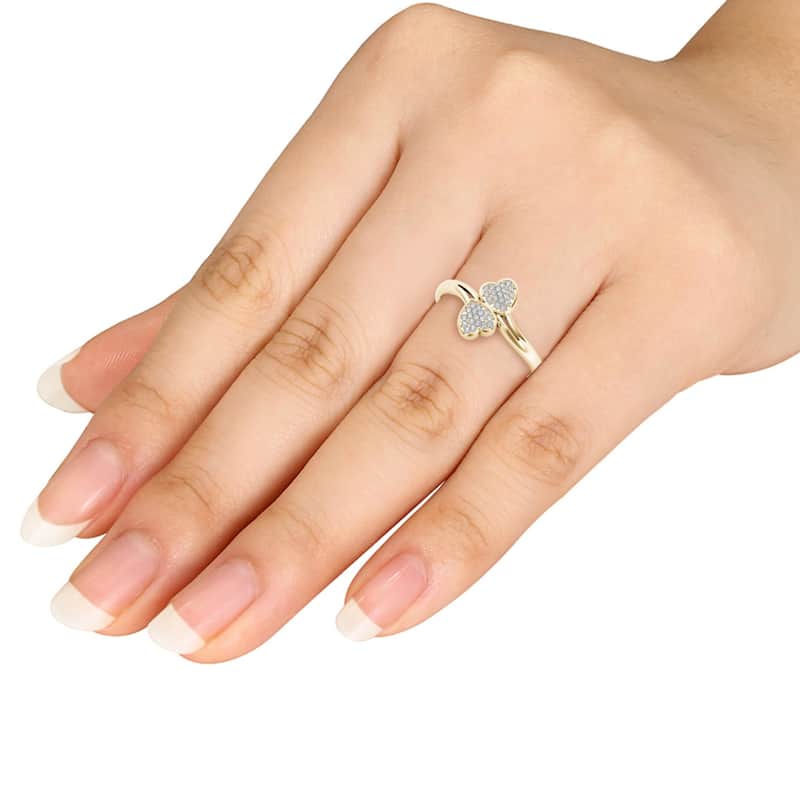 De Couer 10k Yellow Gold 1/20ct TDW Diamond Two Heart Wrap Ring
