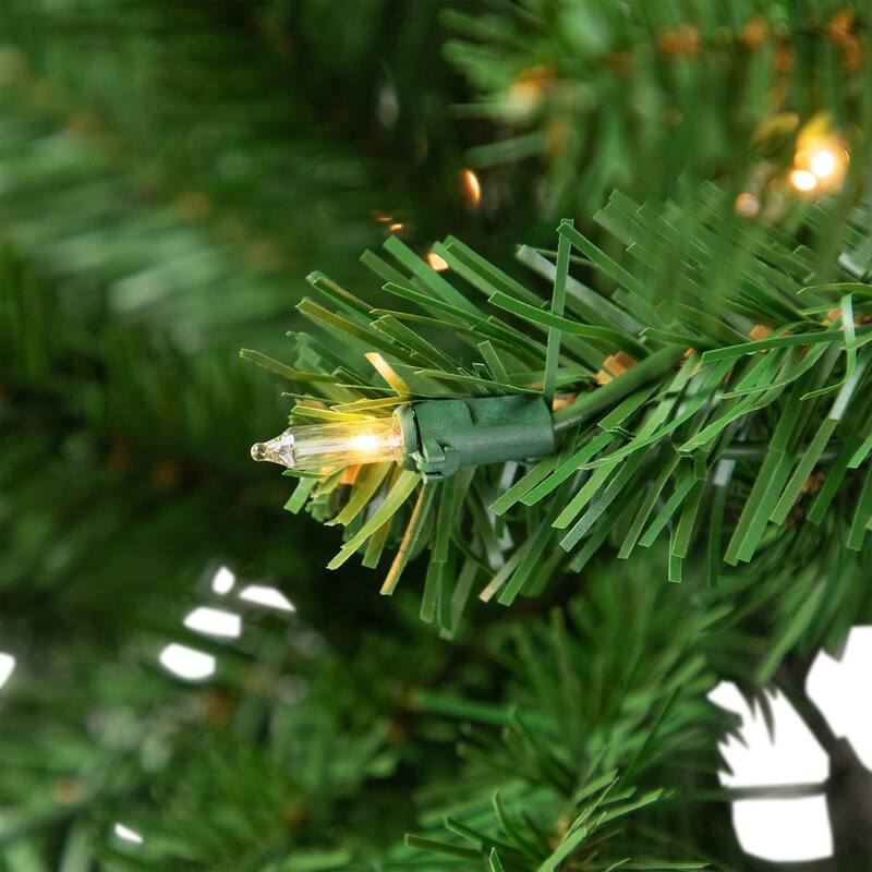 Pre-Lit Full Pendleton Spruce Artificial Christmas Tree - 7' - Clear Lights