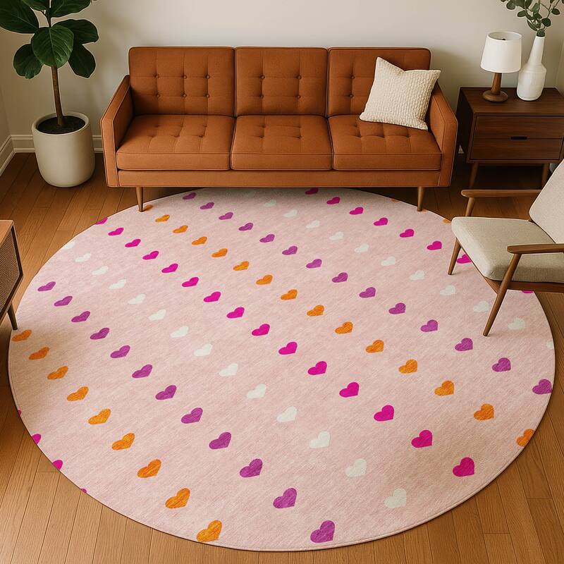 Machine Washable Indoor/ Outdoor Modern Hearts Chantille Rug