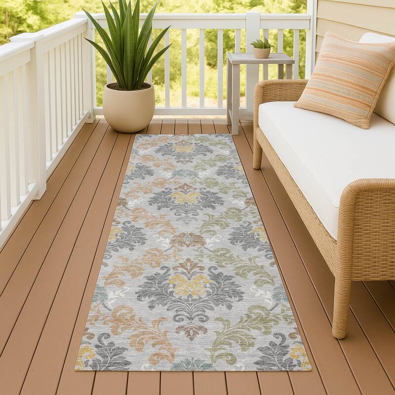 Machine Washable Indoor/ Outdoor Damask Patna Chantille Rug - Silver - 2'3" x 7'6"