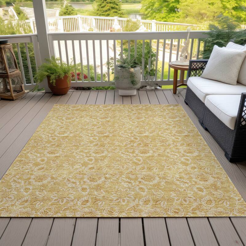 Machine Washable Indoor/ Outdoor Chantille Floral Farmhouse Rug - Gold - 3' x 5'