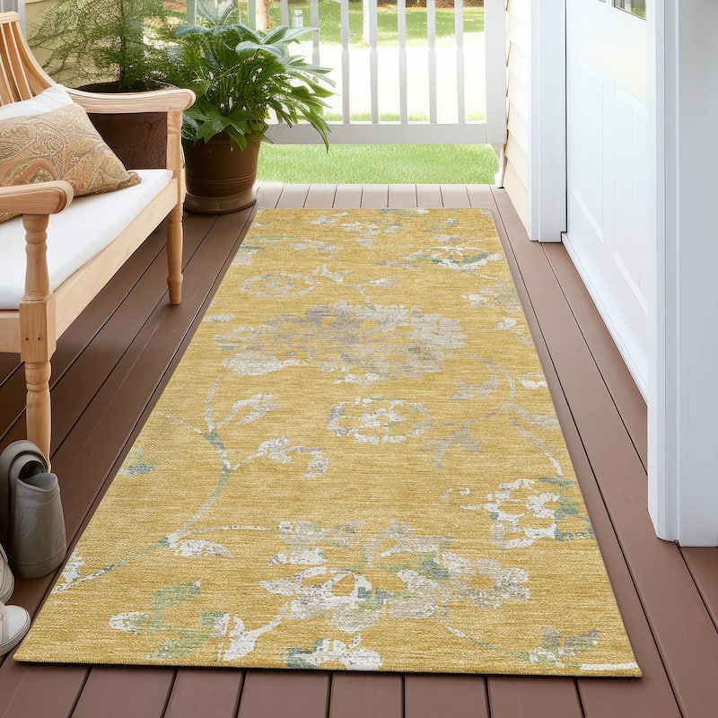 Machine Washable Indoor/ Outdoor Chantille Modern Floral Rug - Gold - 2'3" x 7'6"