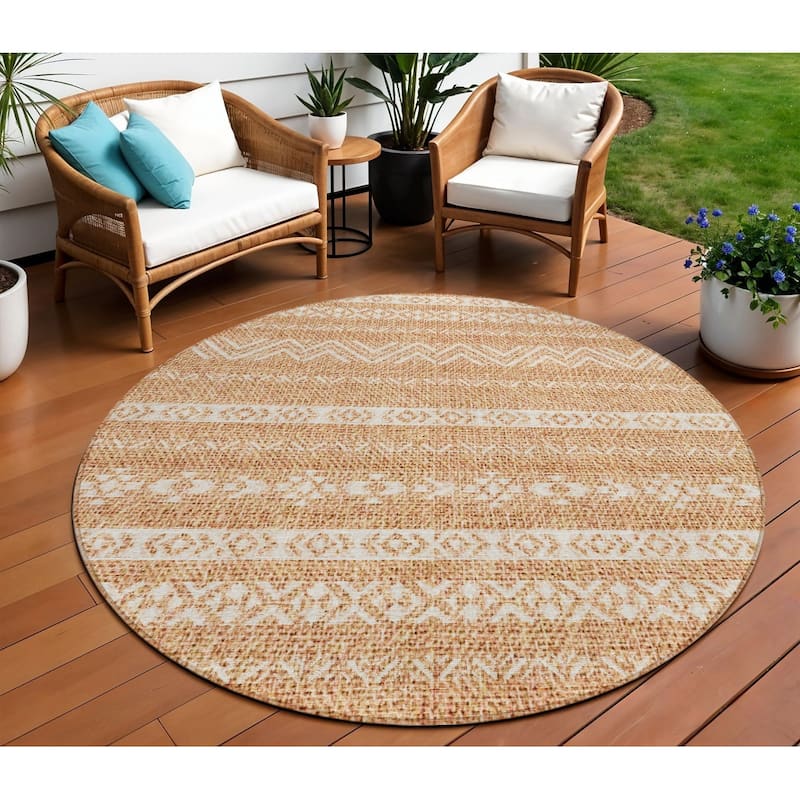 HomeRoots Southwestern Transitional Rectangle Outdoor Rug - 8' Round