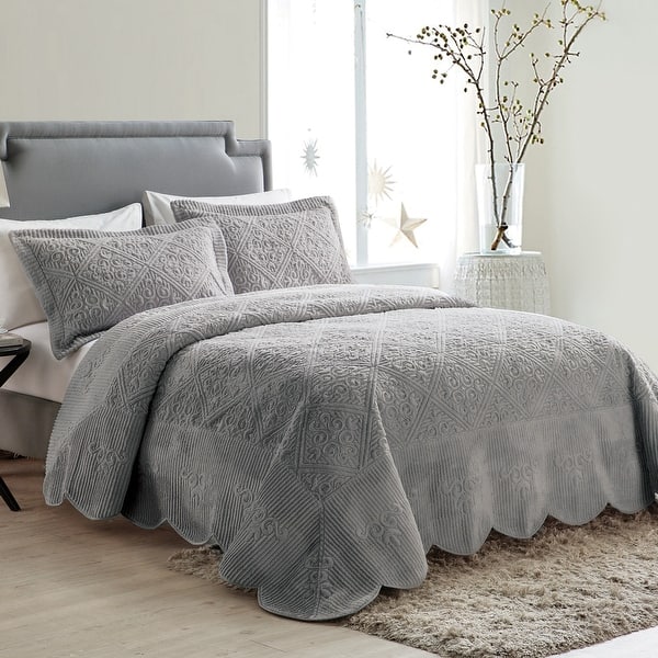 VCNY Westland Plush Quilted Bedspread Set - On Sale - Bed Bath & Beyond ...